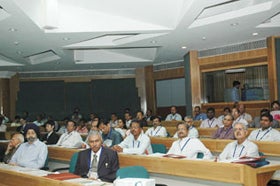 ラウンドテーブル２